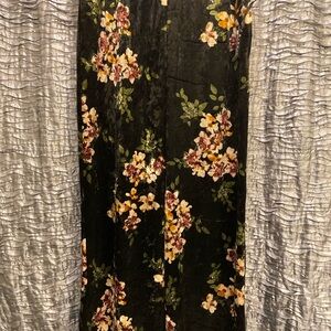 3rd & Malt Floral Pants NWT Size Medium